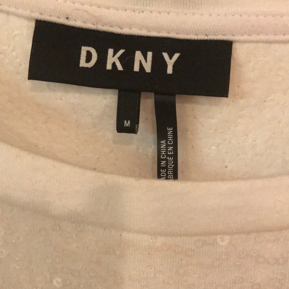 DKNY BEAUTIFUL SEQUIN WHITE BLOUSE. Size Med. - Picture 3 of 4